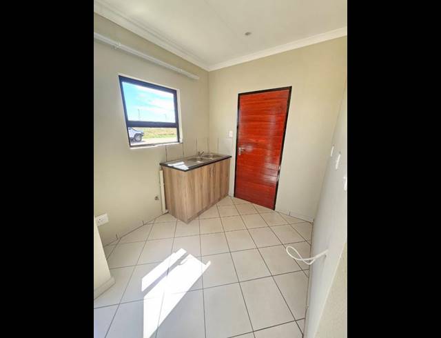 2 BEDROOM HOUSE FOR SALE IN COSMO CITY